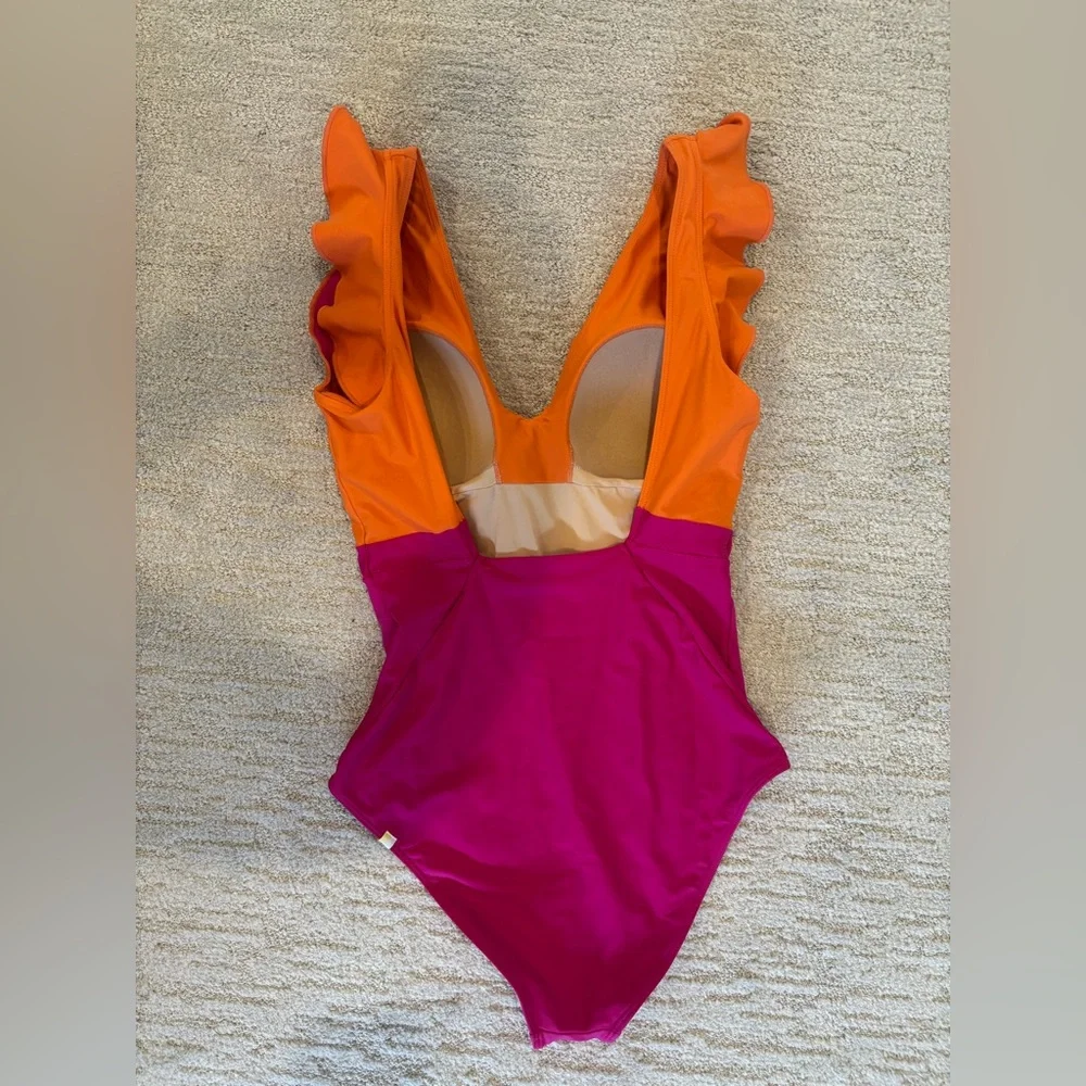 Summersalt Ruffle Backflip 10LT - Picture 2 of 5